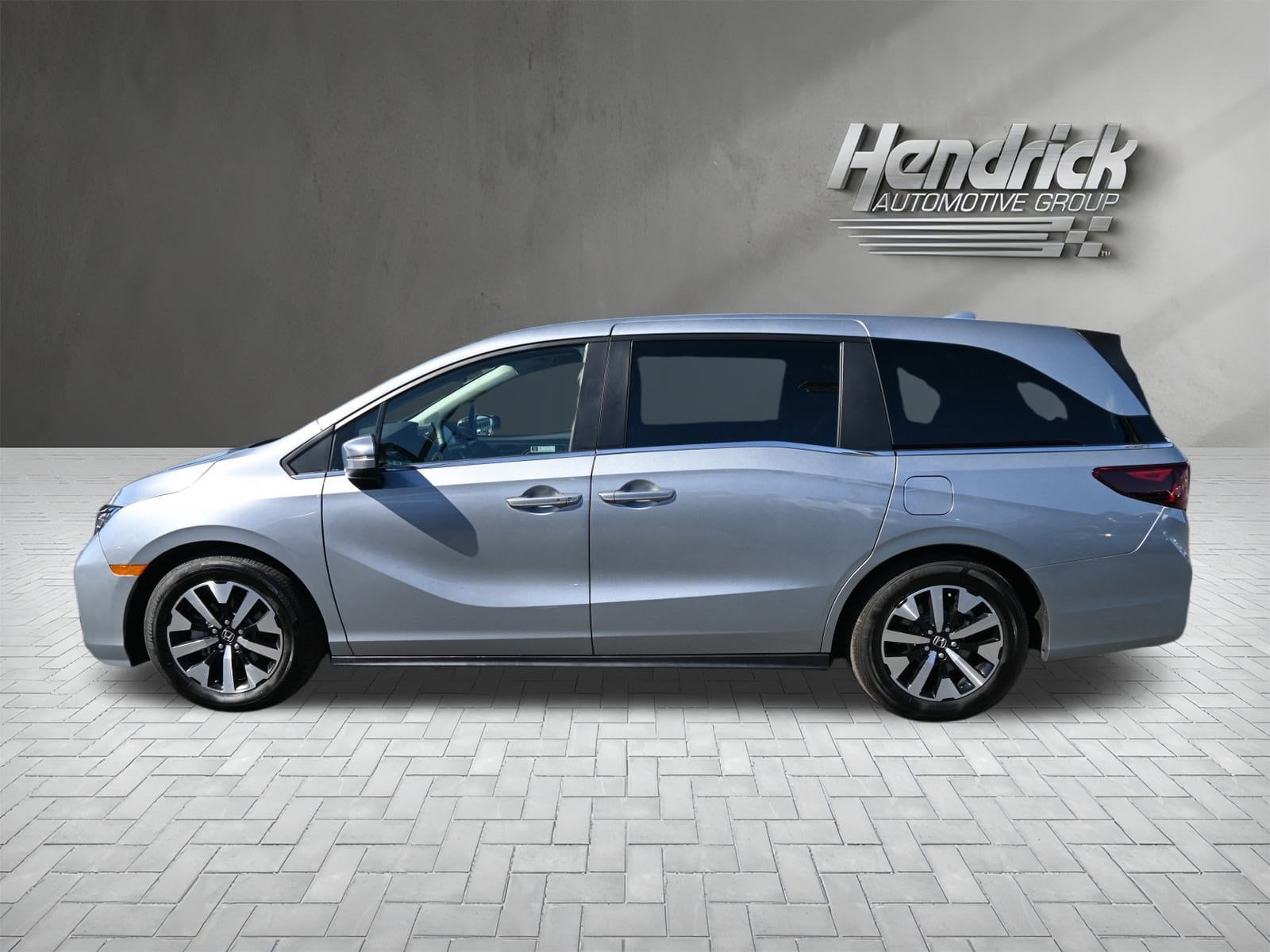 2025 Honda Odyssey EX-L photo 6