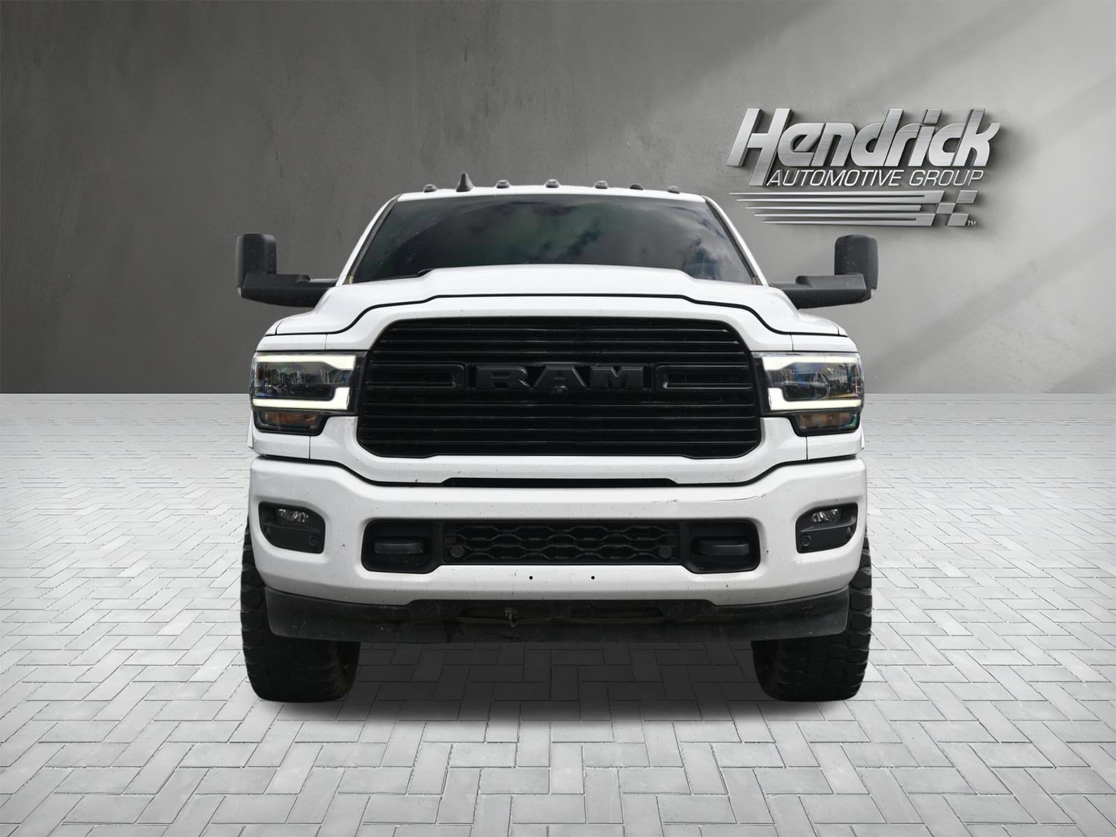 2022 Ram 3500 Laramie photo 3
