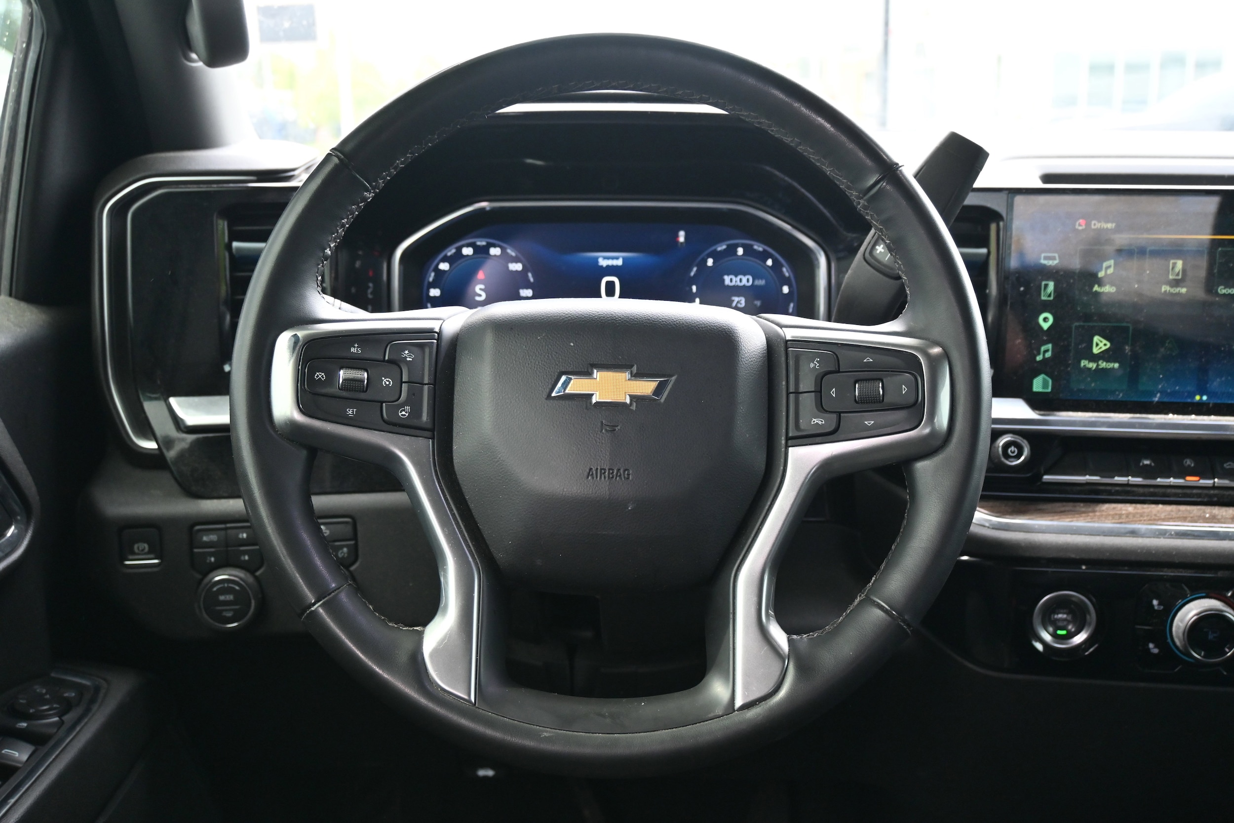 2024 Chevrolet Silverado 1500 LT photo 5