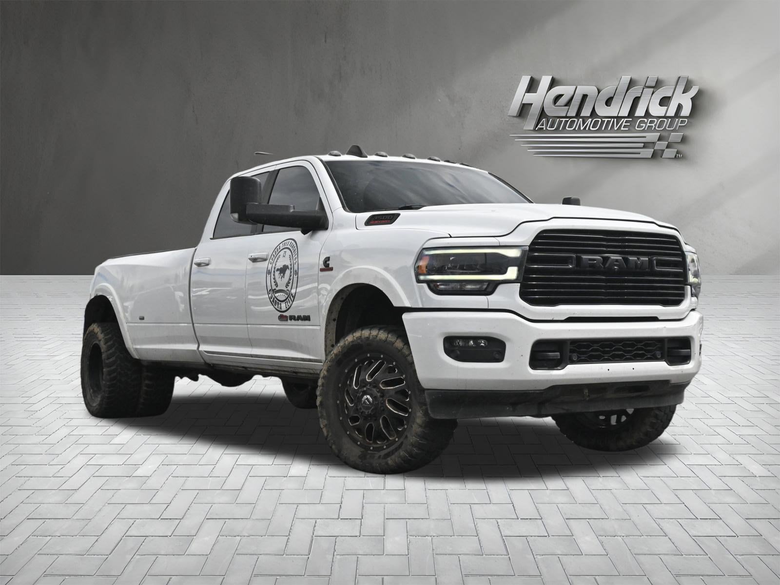 2022 Ram 3500 Laramie photo 2
