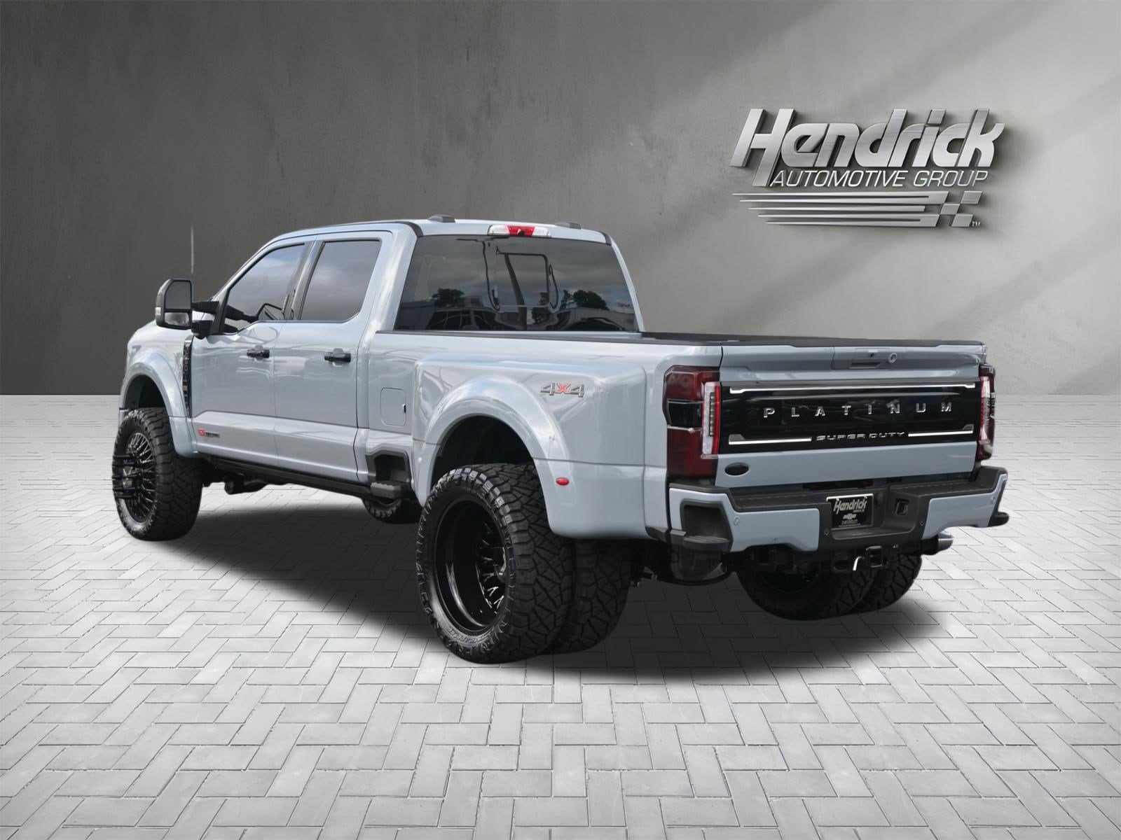 Ford Super Duty F-450 DRW Platinum
