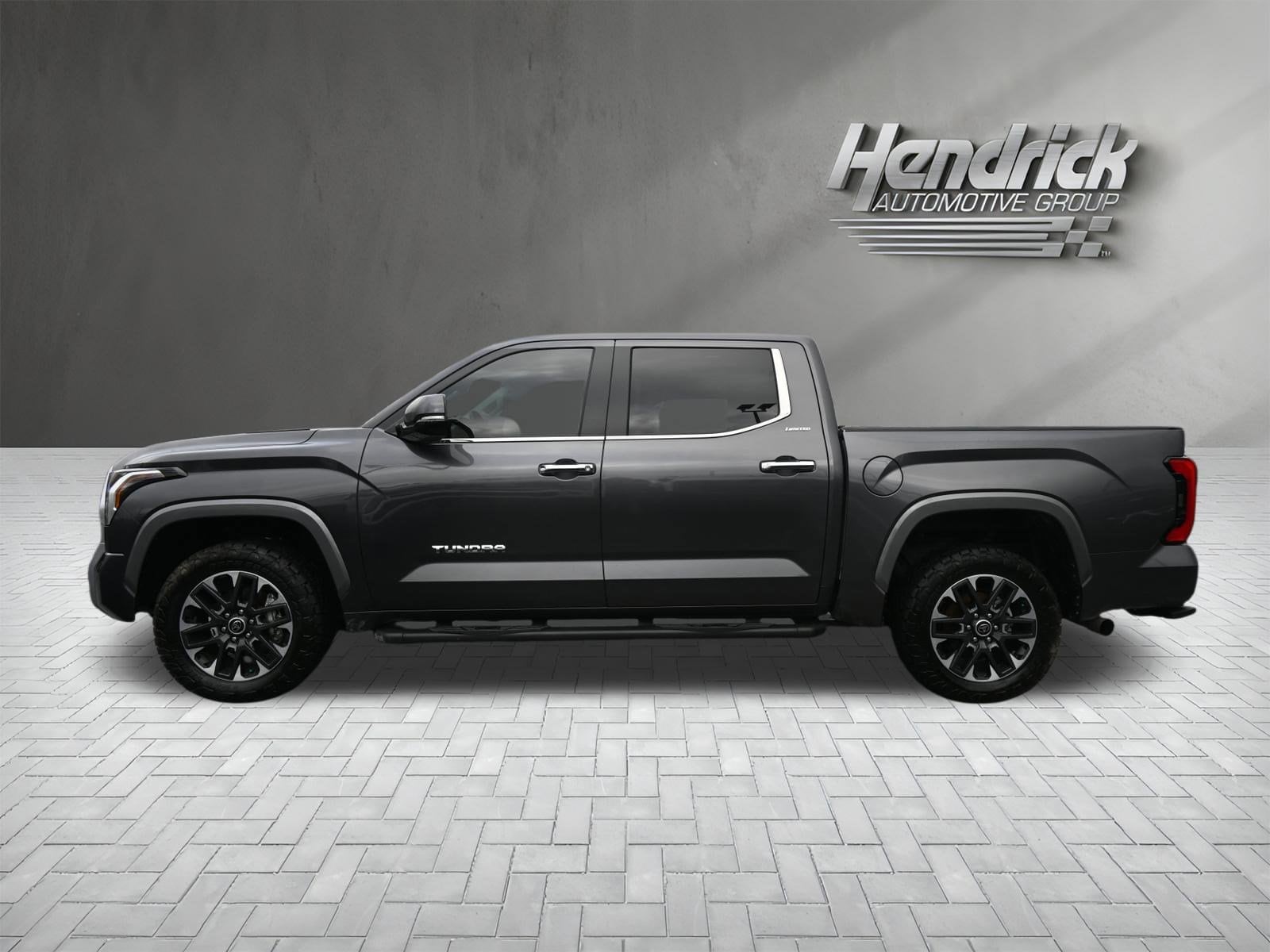 2024 Toyota Tundra 4WD Limited Hybrid photo 3