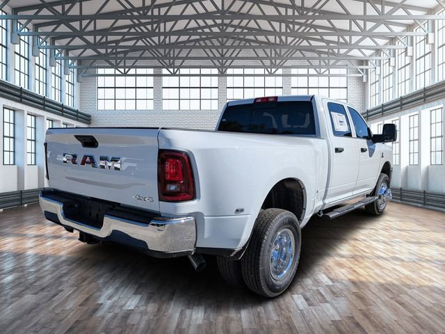 2026 RAM 3500 Tradesman - Photo 4