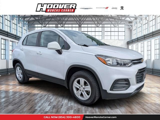 2019 Chevrolet Trax LS AWD's photo