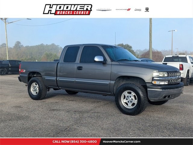 1999 Chevrolet Silverado LT's photo