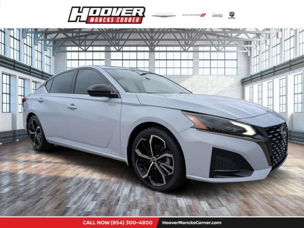 Used 2023 Nissan Altima 2.5 SR Sedan