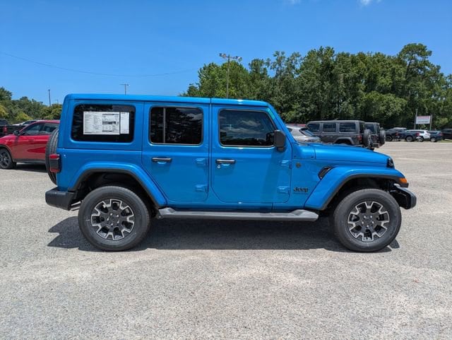 2025 Jeep Wrangler 4-Door Sahara - Photo 36