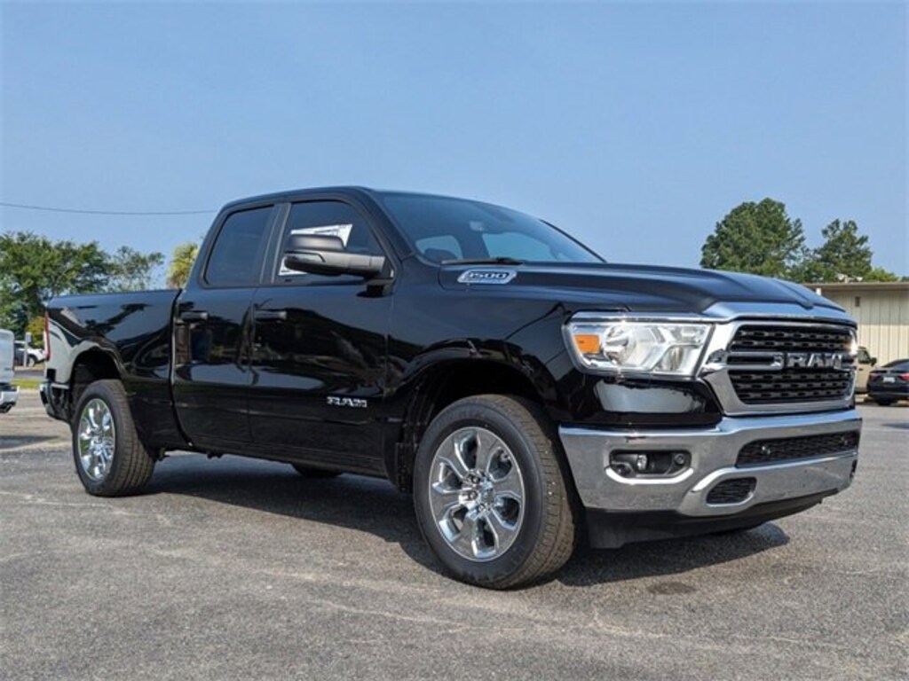 New Diamond Black Crystal Pearlcoat 2023 Ram 1500 Big Horn For Sale