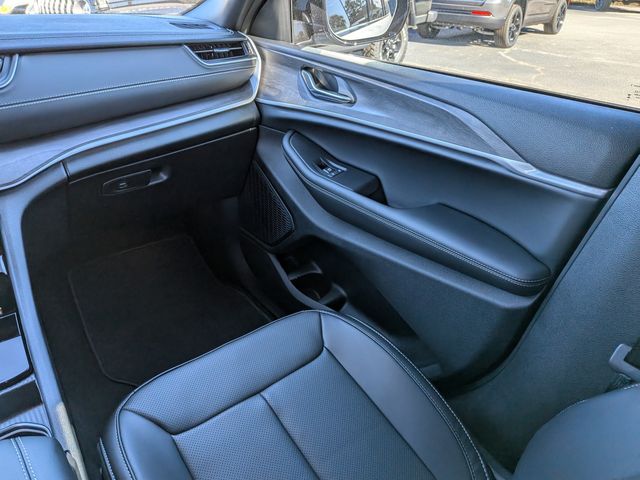 2025 Jeep Grand Cherokee L Limited - Photo 17