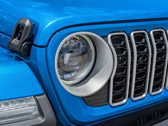 2025 Jeep Wrangler 4-Door Sahara - Photo 10