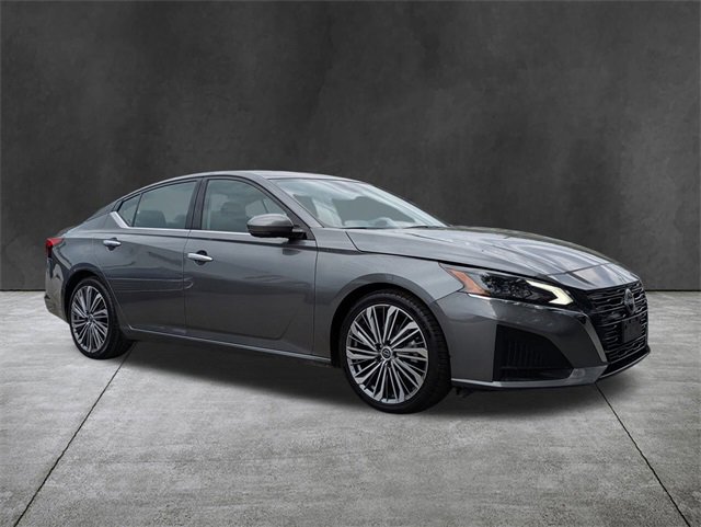 2023 Nissan Altima 2.5 SL photo 2