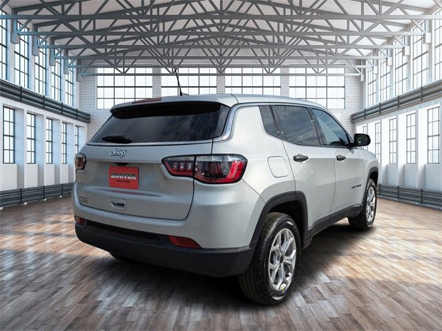 2025 Jeep Compass Sport photo 3