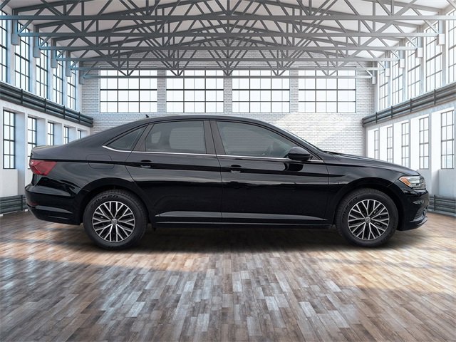 2021 Volkswagen Jetta 1.4T R-Line photo 2