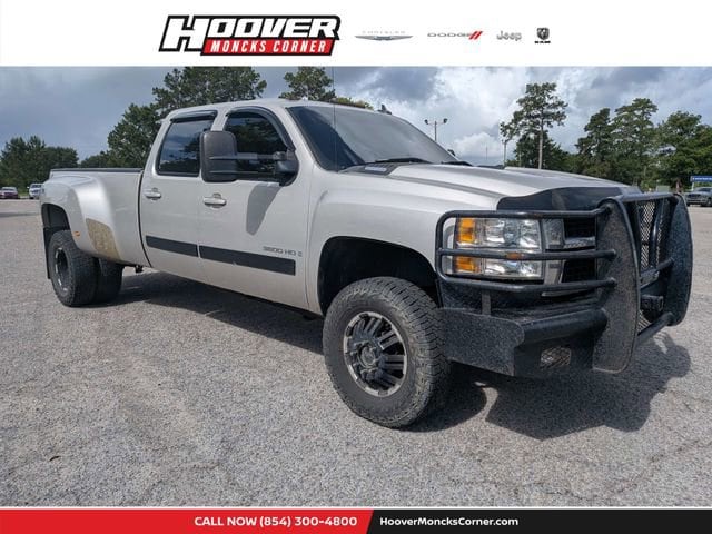 2008 Chevrolet Silverado HD Work Truck 4WD Crew Cab DRW's photo