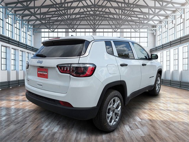 2025 Jeep Compass Sport photo 3