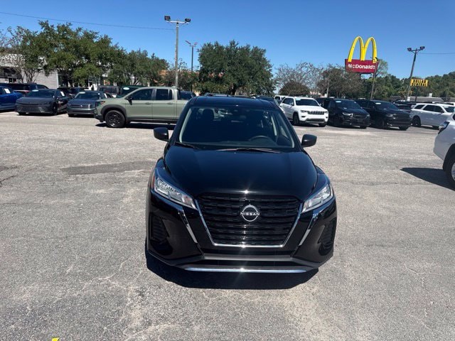 Used 2024 Nissan Kicks S with VIN 3N1CP5BV8RL595231 for sale in Moncks Corner, SC