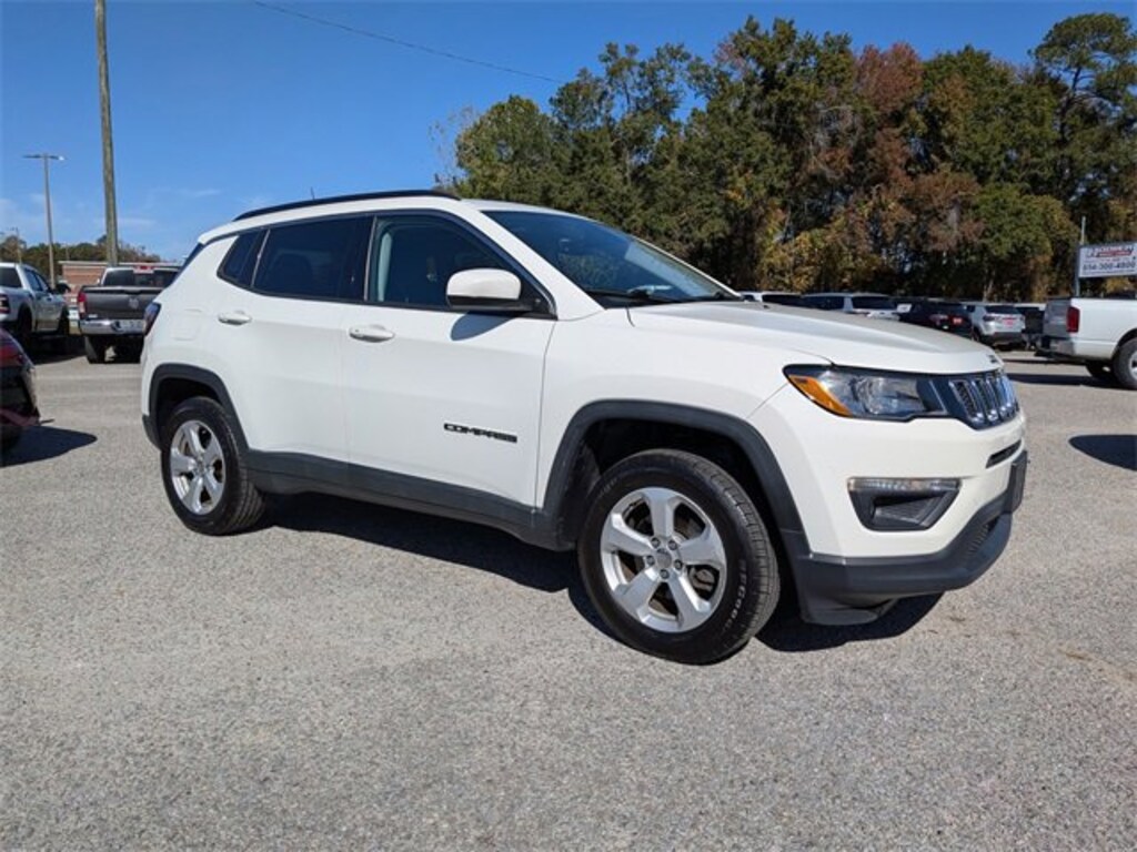 Used 2018 Jeep Compass Latitude 4x4 SUV