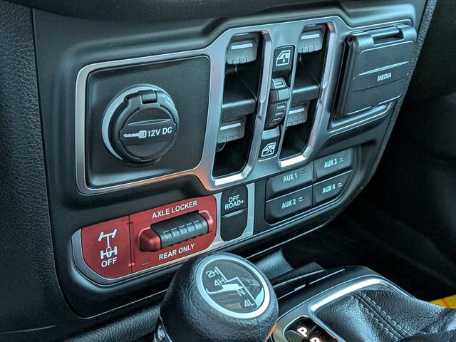 2026 Jeep Wrangler 4-Door Willys - Photo 23