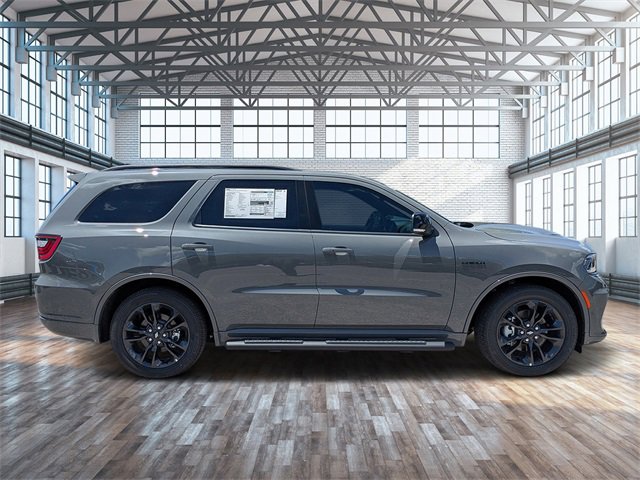 2025 Dodge Durango R/T Plus photo 2