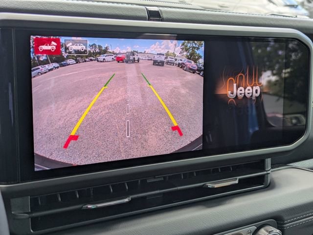 2025 Jeep Wrangler 4-Door Sahara - Photo 22