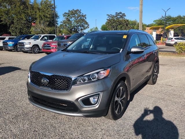 Used 2016 Kia Sorento EX with VIN 5XYPH4A5XGG160013 for sale in Moncks Corner, SC