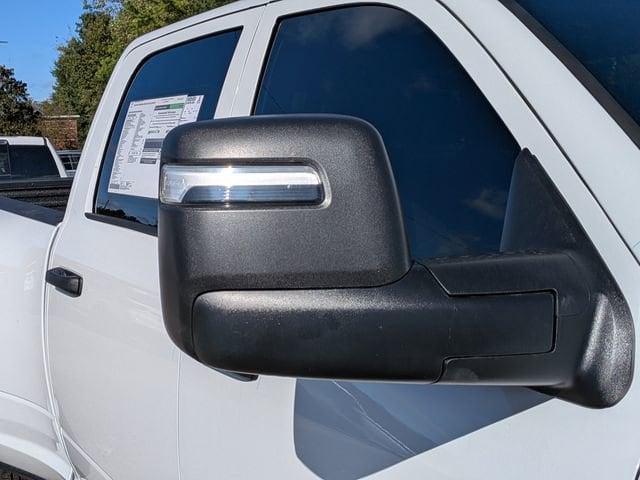 2026 RAM 3500 Tradesman - Photo 12