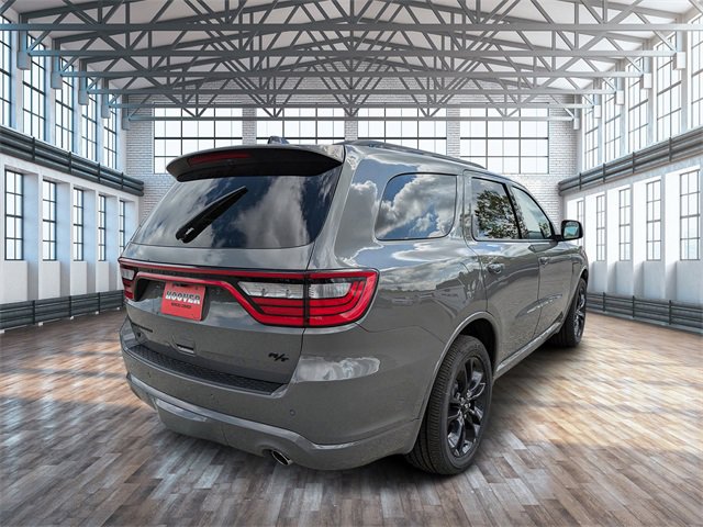 2025 Dodge Durango R/T photo 2
