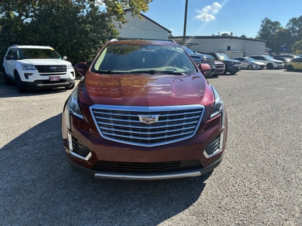 Used 2017 CADILLAC XT5 Platinum SUV
