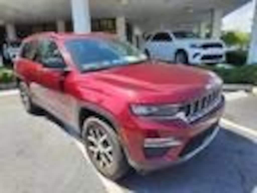 Used 2024 Jeep Grand Cherokee Limited SUV