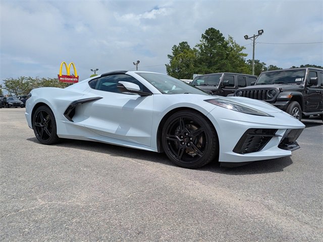 2020 Chevrolet Corvette Stingray 2LT Coupe photo 2