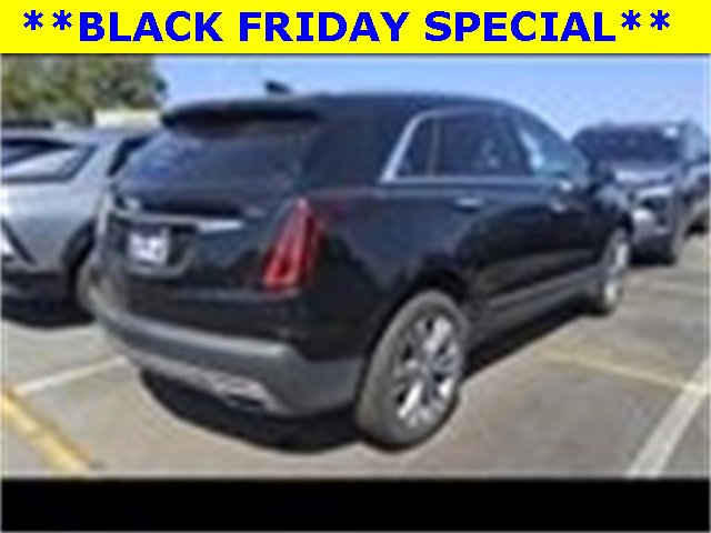 2025 Cadillac XT5 Premium Luxury photo 3