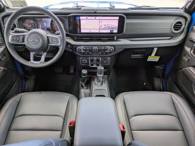 2025 Jeep Wrangler 4-Door Sahara - Photo 16