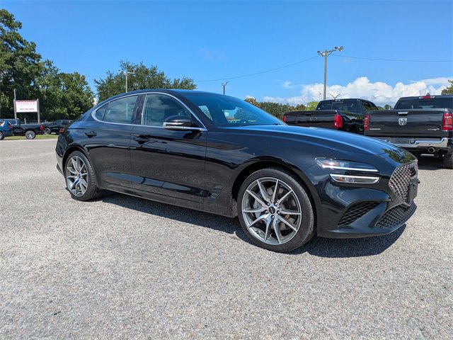 2024 Genesis G70 2.5T photo 2