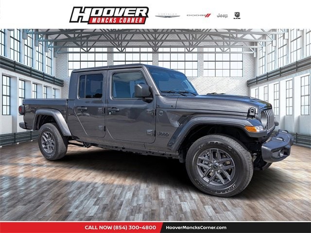 2025 Jeep Gladiator Sport S's photo