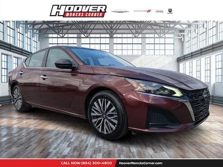 2025 Nissan Altima SV Sedan