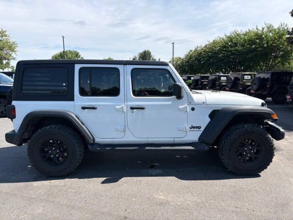 Used 2024 Jeep Wrangler Willys SUV