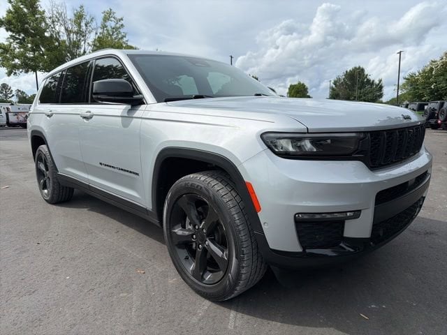 2023 Jeep Grand Cherokee L Limited's photo