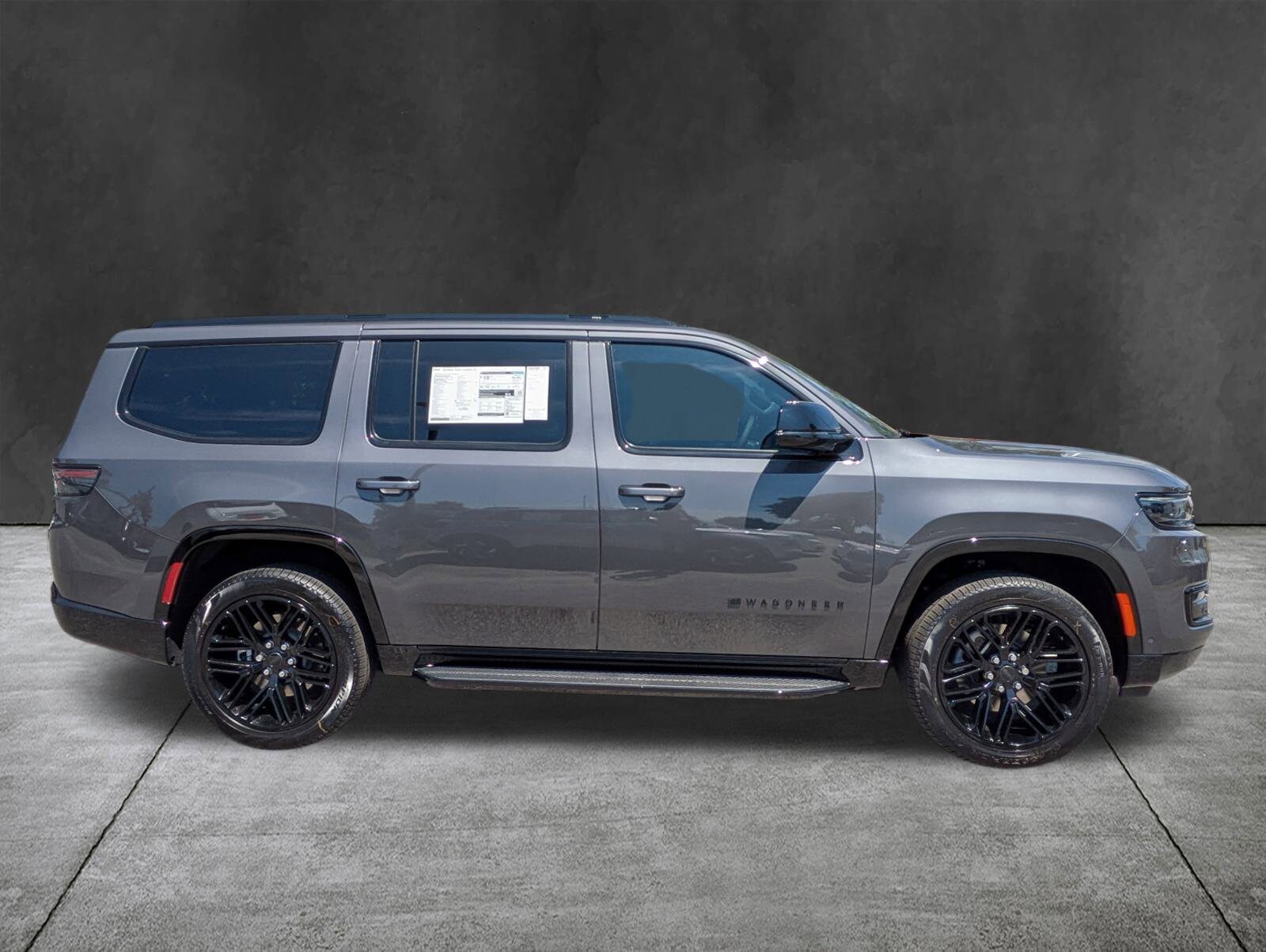 2025 Jeep Wagoneer Series II photo 3