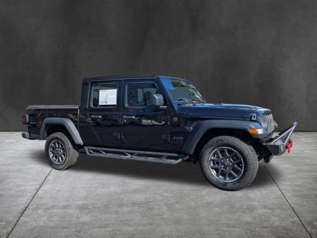 Used 2024 Jeep Gladiator Sport Truck Crew Cab