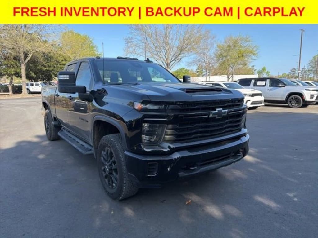 Used 2025 Chevrolet Silverado 2500HD Custom Truck Crew Cab
