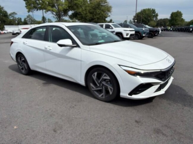 2024 Hyundai Elantra Limited Sedan