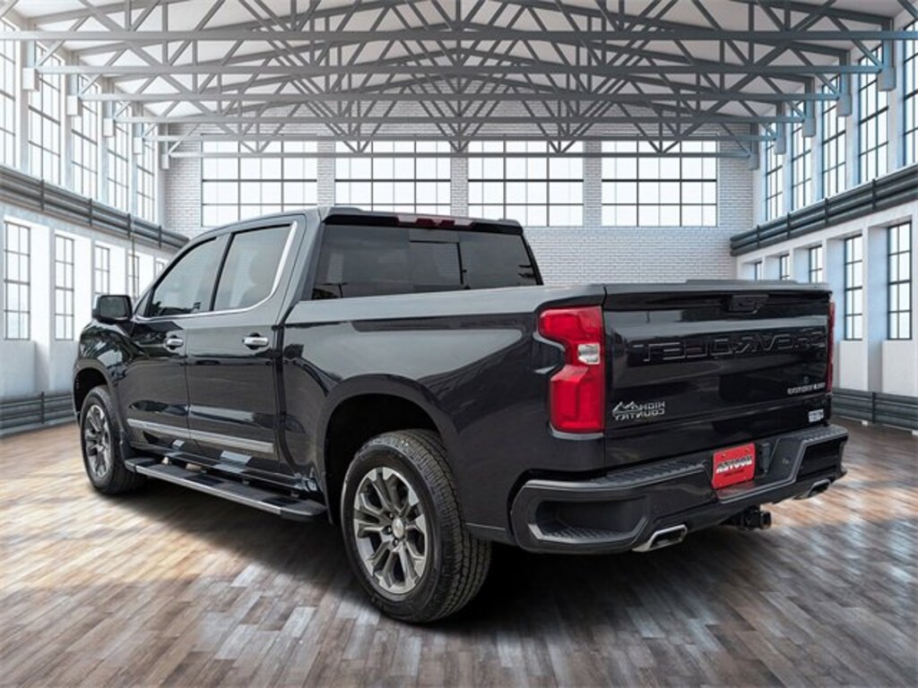 Used 2023 Chevrolet Silverado 1500 High Country Truck Crew Cab