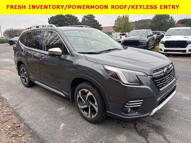 2022 Subaru Forester Touring's photo