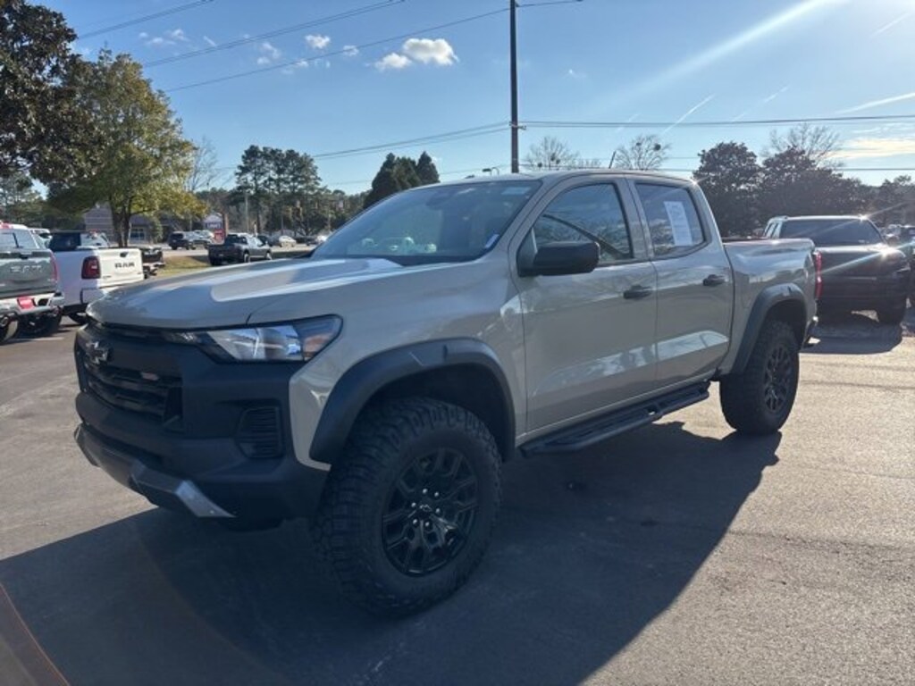 Used 2023 Chevrolet Colorado 4WD Trail Boss Truck Crew Cab