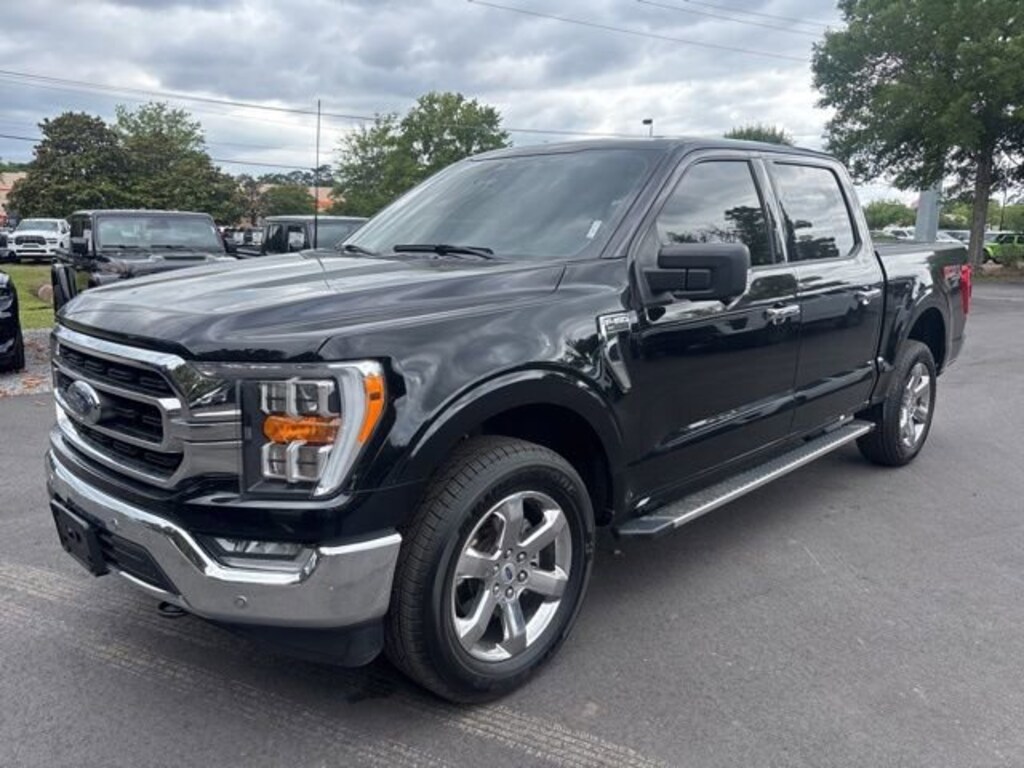 Used 2022 Ford F-150 XLT Truck SuperCrew Cab