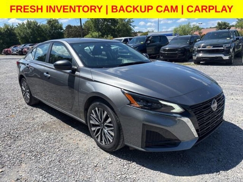 Used 2025 Nissan Altima SV Sedan