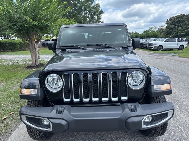 Used 2023 Jeep Gladiator Overland with VIN 1C6HJTFG4PL523334 for sale in Summerville, SC