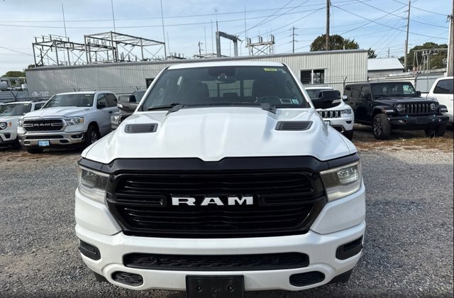 2021 Ram 1500 Laramie photo 3