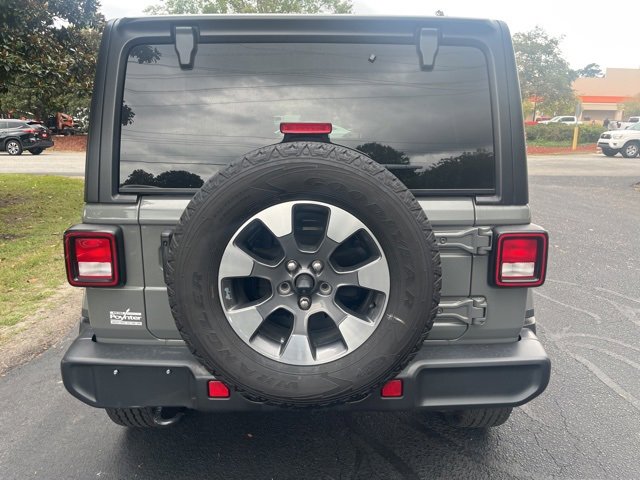 2022 Jeep Wrangler Unlimited Sahara photo 3