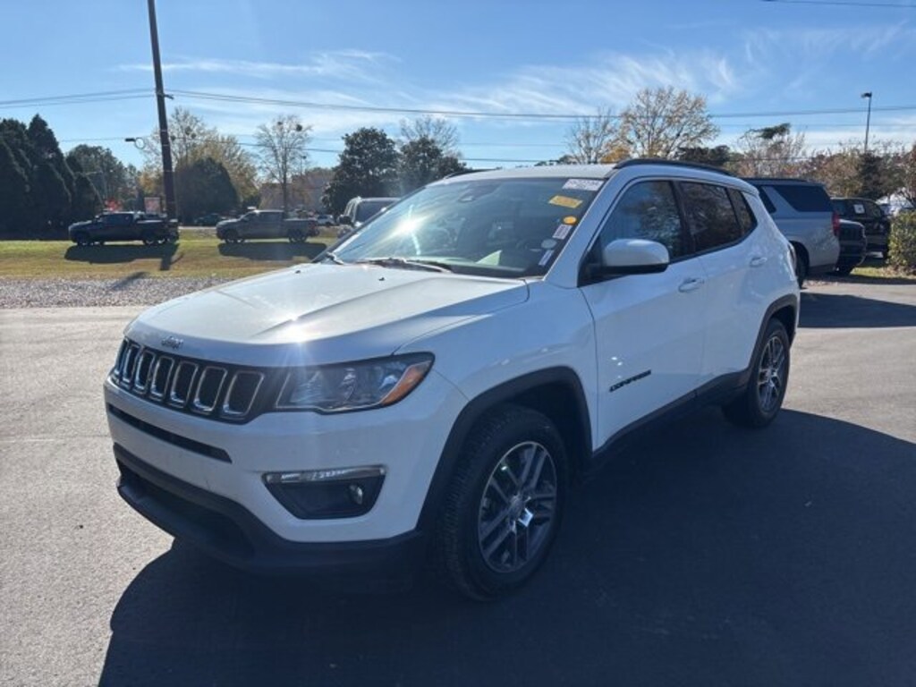 Used 2020 Jeep Compass Latitude w/Sun/Safety Pkg SUV